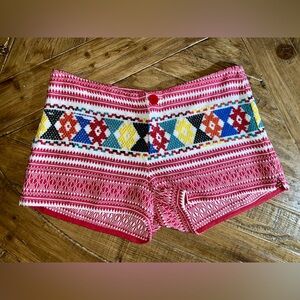 Tigerlily Uluaki cotton shorts w/ embroidery details/ size 6 - NWT - so cute
